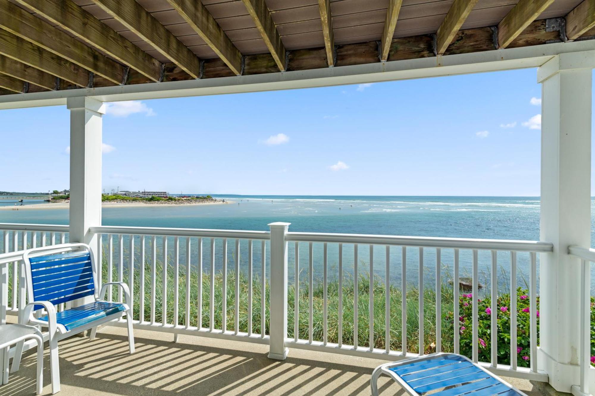 The Sparhawk Oceanfront Resort Оганкит Экстерьер фото